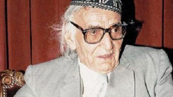 Muhammad Mahdi Al-Jawahiri: This Iraqi, Arab poet lived from July 26, 1899 - July 27, 1997 and left us with prolific  revolutionary poems on the Arab cause and struggle for independence.