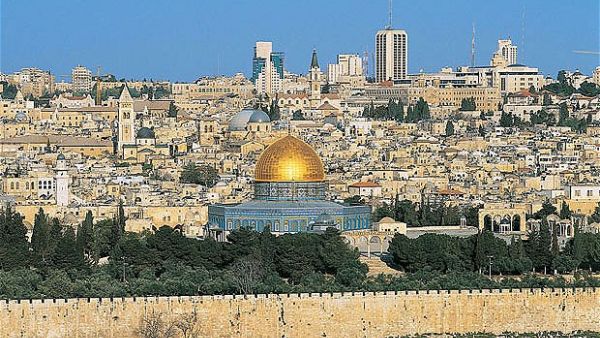Particularly in the weeks leading up to the Pope’s visit, the price tag attacks have also increasingly targeted Christian temples. (Al Bawaba file photo)