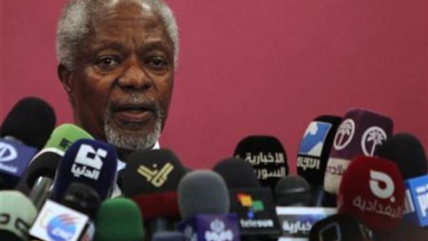 كوفي انان يتحدث للصحفيين في دمشق 