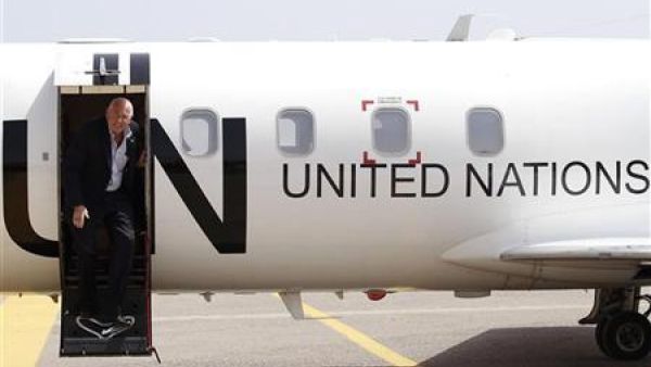 الدبلوماسي البريطاني ايان مارتن يصل إلى طرابلس 
