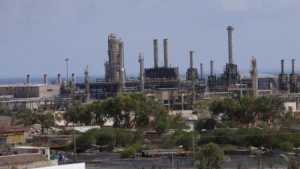 منشأة لتكرير النفط في ليبيا
