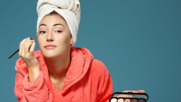 4 نصائح لمكياج الصباح الباكر