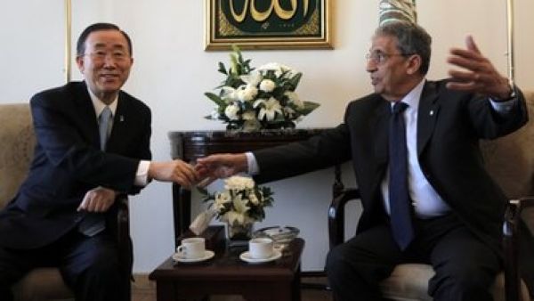 بان كي مون وعمرو موسى