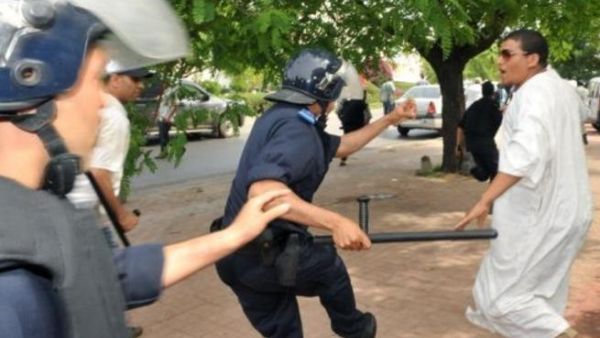اشتباكات بين الشرطة المغربية ومتظاهرين في الرباط 

