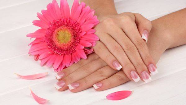 أظافر طويلة وقوية في 9 نصائح