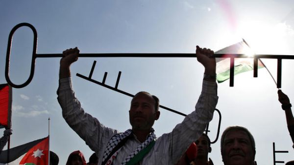 The Palestinian right of return could be about to go into effect if Abbas has his way. (Image courtesy of Reuters)