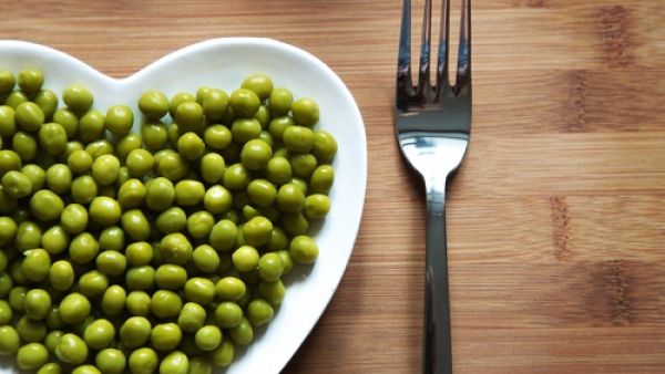 Using bread rather than a fork to eat peas was enough for one Kuwaiti woman to ask for a divorce from her bread-loving husband (Shutterstock)