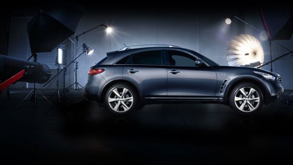 The 2014 Infiniti QX70 features "amplified sense of acceleration" and improved fuel efficiency (Courtesy of Infiniti) The 2014 Infiniti QX70 features "amplified sense of acceleration" and improved fuel efficiency (Courtesy of Infiniti)