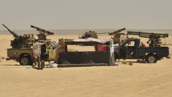 موقع للثوار الليبيين قرب اجدابيا