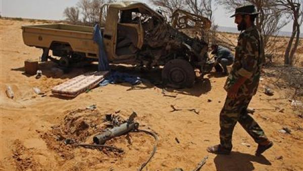 احد الثوار في غرب ليبيا 
