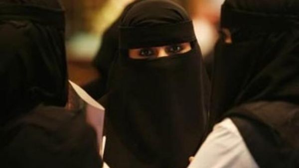 النساء يردن التصويت