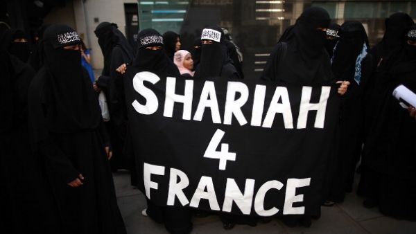 After the Toulouse massacre, some Muslim teachers are not invited to France's movements into the future