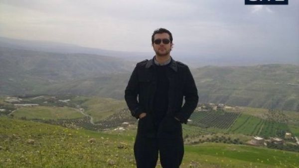 تيمور عبد الوهاب في صورة عن موقع "شموخ الاسلام" نشرها موقع سايت الاستخباراتي