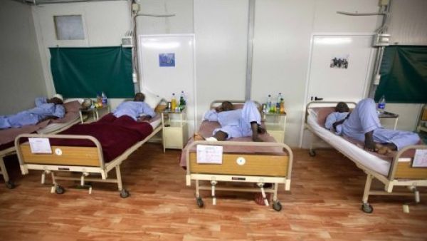 مصابون خلال الاشتباكات