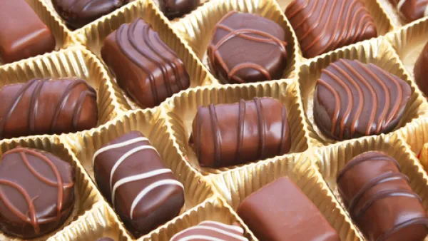 According to 2012 data from the World Cocoa Foundation (WCF), the major world producers of cocoa are Africa (73 percent), Asia and Oceania (14 percent) and the Americas (13 percent). 
