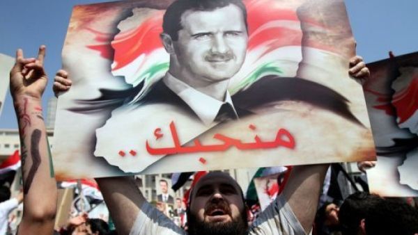 Syrians are being encouraged by Central Bank to keep their savings in foreign currency inside Syria
