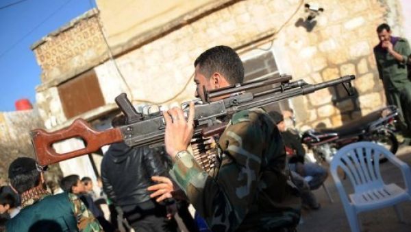 قتلى بحمص واطلاق نار على تظاهرة بدمشق