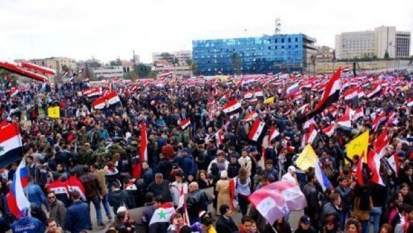 مسيرة مؤيدة للنظام