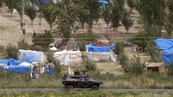 مركبة دورية حراسة تركية على الحدود مع سوريا