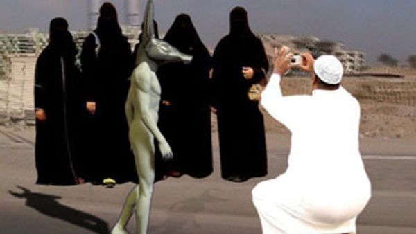 Khaled Hefez (Egypt), The A77A Project: on Presidents & Superheroes (still from video), 2009