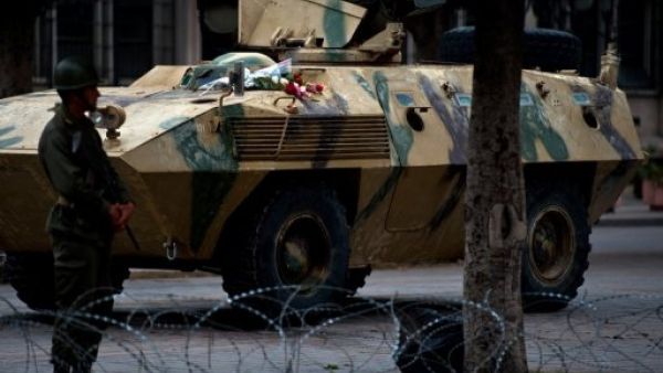 الية تابعة للجيش التونسي في العاصمة تونس