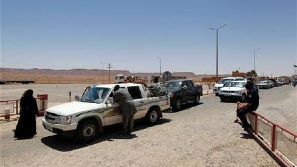 معبر الذهبية الحدودي بين ليبيا وتونس