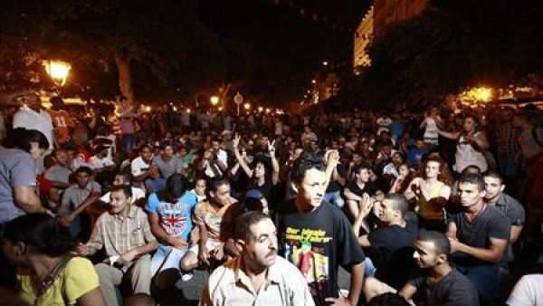 تونسيون يحتجون على اغتيال المعارض محمد البراهمي في تونس