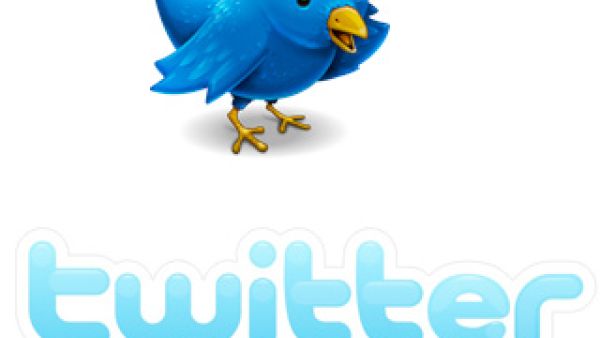 Twitter accounts run by American network CBS have been hacked by pro-Assad activists 