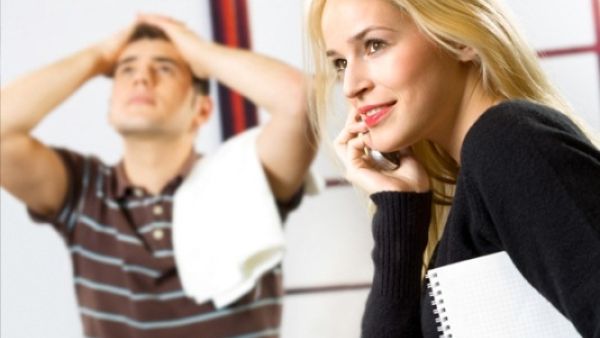 المرأة تتكلم أكثر من الرجل 