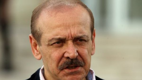 Yasser Abed Rabbo wants U.S. Secretary of State John Kerry to continue his efforts. (AFP/File)