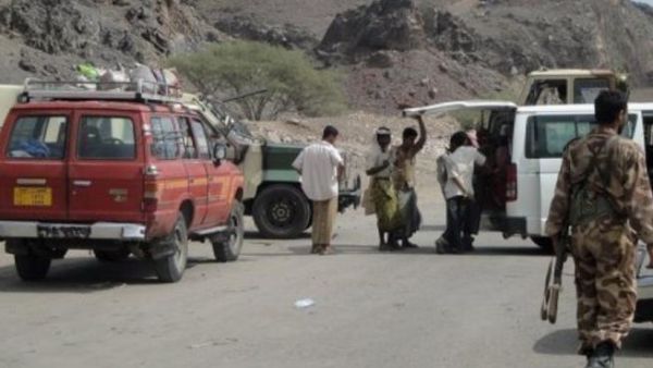 نقطة تفتيش لقوات الامن اليمنية في لحج
