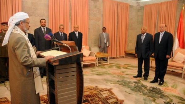 حكومة جديدة لفترة انتقالية صعبة 