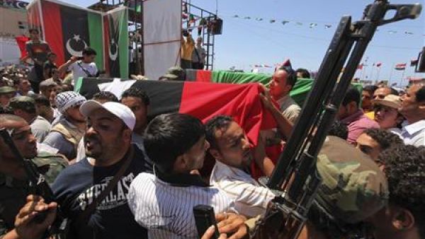 جانب من جنازة عبد الفتاح يونس
