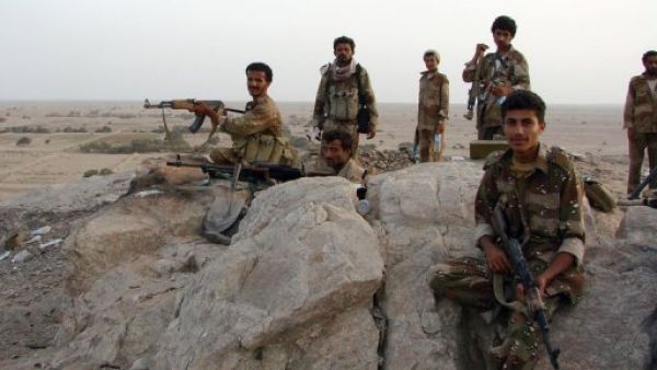 افراد من الجيش اليمني