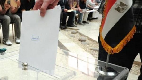 ضعف إقبال الناخبين سببه "لا مبالاتهم" بسبب تشابه معظم المرشحين - أرشيف