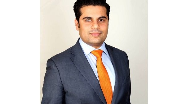 فوّاد طارق خان، الرئيس التنفيذي لشركة "شعاع كابيتال