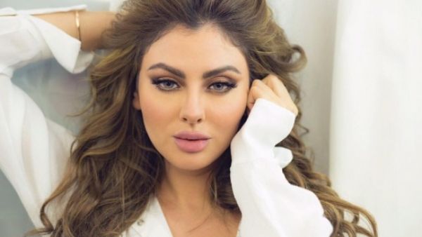 النجمة مريم حسين