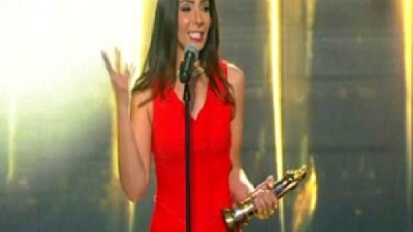 منى زكي تحظى بجائزة افضل ممثلة ضمن جوائز السينما العربية