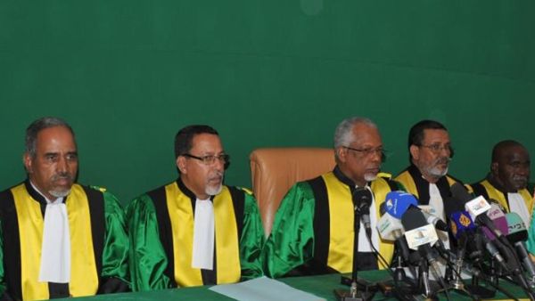 اتخذ المجلس الدستوري قرارا غير مسبوق بإبطال قانون في موريتانيا
