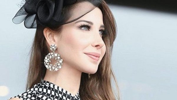 نانسي عجرم تغني في باريس