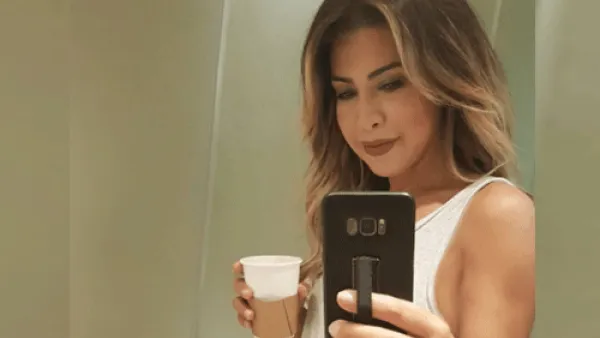 نوال الزغبي ترتدي الشورت القصير الذي لفت انتباه معجبينها كثيراً
