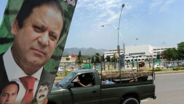 لا تزال عائلة شريف تلعب دورا بارزا في الحياة السياسية بالبلاد،