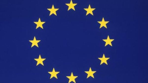 وجهت الصحف البريطانية انتقادات كبيرة لمنح الاتحاد الجائزة