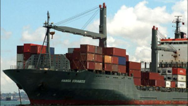 سفينة شحن إيطالية