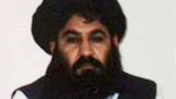 زعيم حركة طالبان الأفغانية الملا أختر منصور