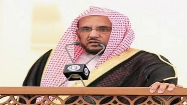 إمام وخطيب المسجد النبوي الشيخ حسين بن عبدالعزيز آل الشيخ