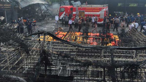 انفجار وقع بمصنع للألعاب النارية قرب العاصمة الإندونيسية