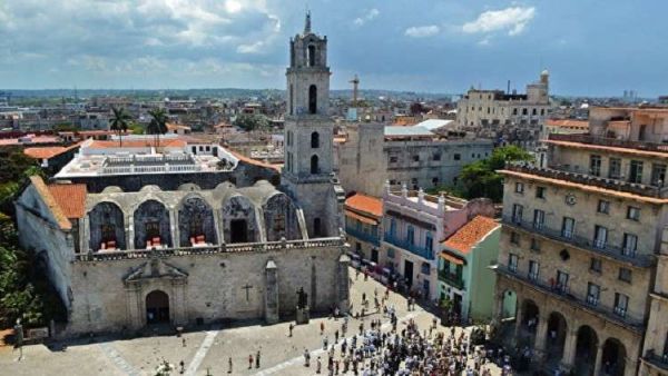  ولاية رئيس كوبا ستكون محددة بمدة لا تتجاوز ولايتين، مدة كل منهما خمس سنوات