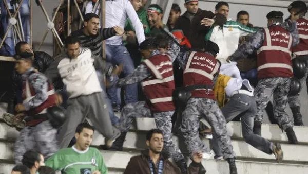الدرك الاردني يهاجم جماهير الوحدات في المدرجات/ أرشيفية