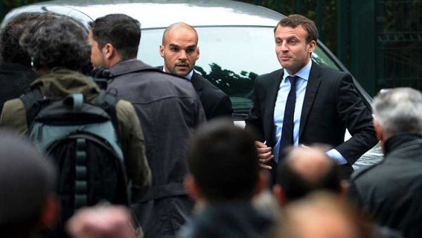 وزير الاقتصاد الفرنسي ايمانويل ماكرون